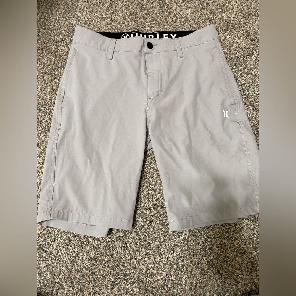Hurley Gray Hybrid Shorts Lightweight Versatile Design - Picture 3 of 7